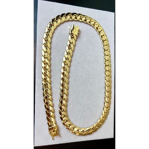 NEW 24” 14k Gold Filled, 11mm Thick Solid Chain - Picture 9 of 9